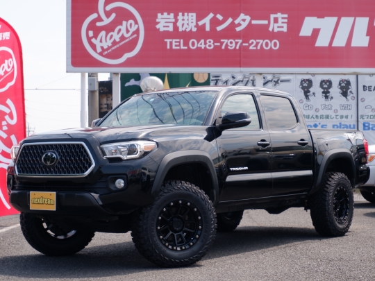 タコマTRDオフロード　タコマ　4WD