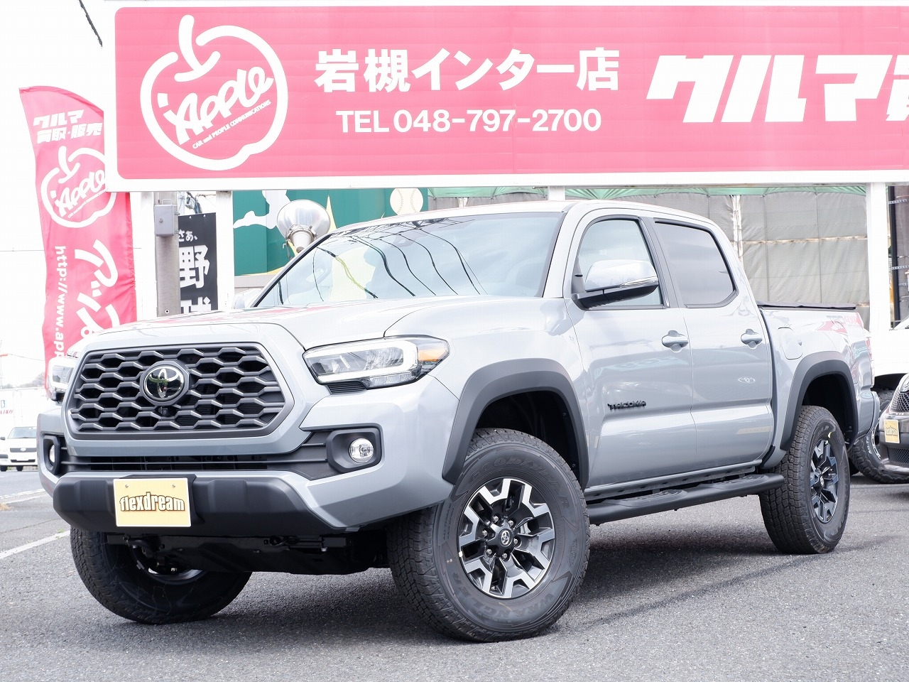 新車 　タコマ　４WD　Ｗキャブ