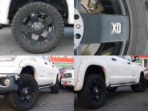 タンドラ新車並行　リフトアップ　ＸＤ　ハードトノカバー　フルセグ地デジナビ