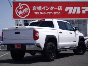 タンドラクルーマックス　４ＷＤ　新車コンプリート