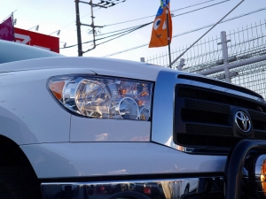 タンドラ新車並行　カスタムレザー　トノカバー