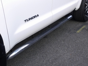 タンドラ新車並行　カスタムレザー　トノカバー