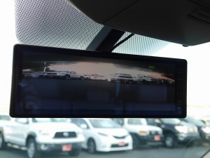セコイアレザーシート　電動格納ドアミラー　1オーナー車　新車並行