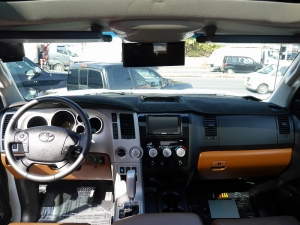 タンドラ新車並行　１オーナー　レッドロックレザー
