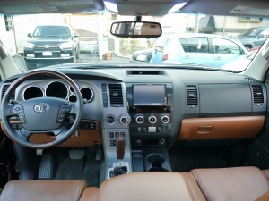 セコイア新車並行　1オーナー　レッドロックレザー