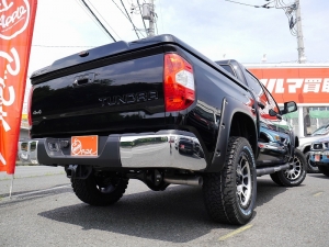 タンドラクルーマックス　４ＷＤ
