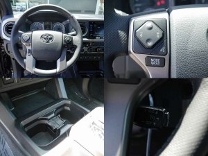 タコマ2016　NEW TACOMA　サンルーフ　スマートキー　