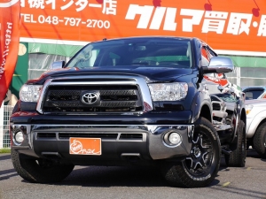 タンドラ新車並行　シートカバー　１オーナー　１８インチアルミ
