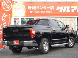 タンドラクルーマックス　４ＷＤ　オーダー車