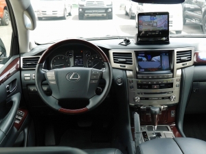 レクサスＬＸレクサス　ＬＸ570　フルセグ地デジナビ