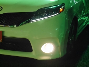 シエナ2017年モデル　新車　スマートキー　8速AT