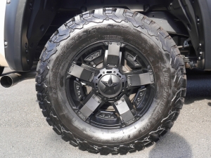 タンドラクルーマックス　４ＷＤ