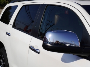 セコイア新車並行　セコイア　プラチナム