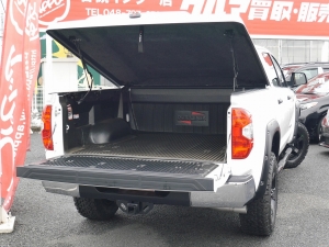 タンドラクルーマックス　４ＷＤ