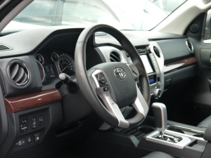 タンドラ新並　リミテッド　TRD　