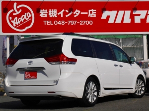 シエナ新車並行　４ＷＤ　オットマン　フルセグ地デジ