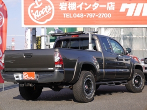 タコマ新並　４０００ｃｃ　４ＷＤ　パイライトマイカ