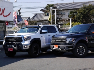 フォード　Ｆ１５０　ラプター　