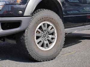 フォード　Ｆ１５０　ラプター　