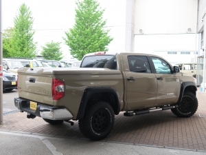 タンドラクルーマックス　４ＷＤ
