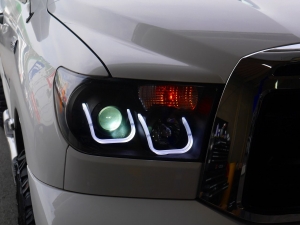 タンドラ実走行車　ＣＡＲＦＡＸ　オートチェック　自社輸入車
