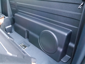 タンドラ希少プラチナム　新並　ＪＢＬ　レッドロック