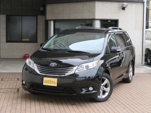 シエナ新車並行　４ＷＤ　