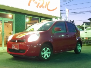 買取・下取り直販車1オーナー　メモリーナビ　ベンチシート