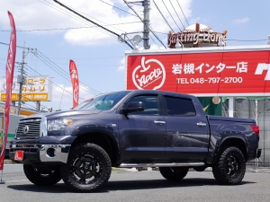 タンドラタンドラ　４ＷＤクルーマックス　Ｖ８