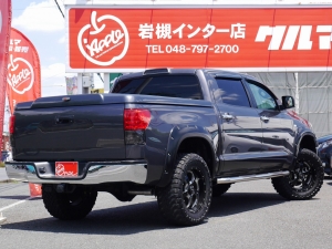 タンドラタンドラ　４ＷＤクルーマックス　Ｖ８