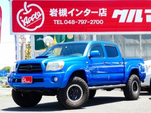 タコマ新車並行　４ＷＤ　ダブルキャブ　トノカバー　ナビ