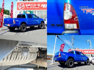 タコマ新車並行　４ＷＤ　ダブルキャブ　トノカバー　ナビ