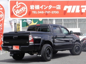 タコマ新車並行　ＴＲＤスポーツ　ハードトノカバー