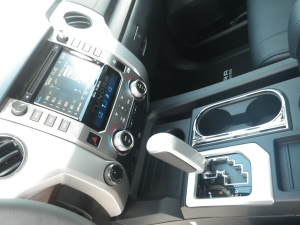 タンドラ新車２０１８　リミテッド