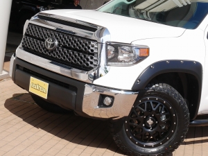 タンドラクルーマックス　４ＷＤ