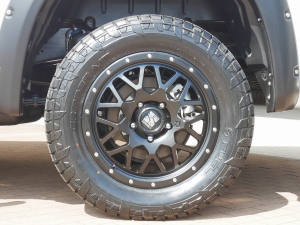 タンドラクルーマックス　４ＷＤ