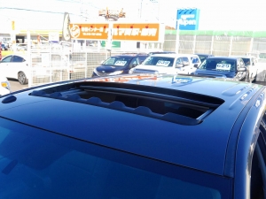 タンドラ新車並行　買取　ナビ　トノカバー