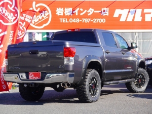 タンドラ新車並行　買取　ナビ　トノカバー