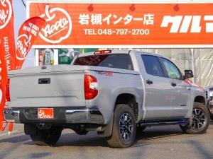 タンドラクルーマックス　４ＷＤ