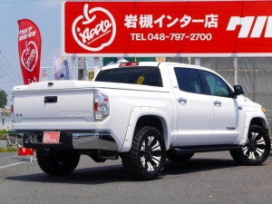 タンドラクルーマックス　４ＷＤ