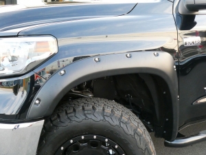 タンドラクルーマックス　４ＷＤ
