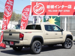タコマ新車
