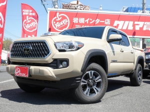 タコマ新車