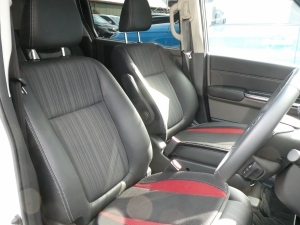 買取・下取り直販車買取直販車　フリード＋　ハイブリッド　