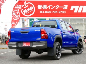 ハイラックス新車コンプリートハイラックスロッコ　特別仕様車　