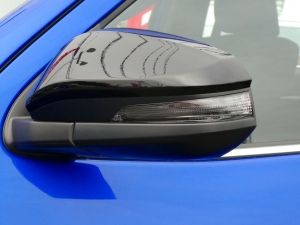 ハイラックス新車コンプリートハイラックスロッコ　特別仕様車　
