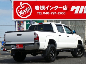 タコマ新並　低走行　リフトＵＰ