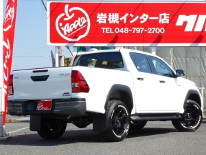 ハイラックス新車コンプリートハイラックスロッコ　特別仕様車　