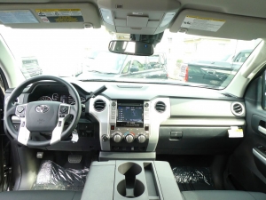 タンドラＳＲ5　ＴＳＳ-Ｐ　ＬＥＥＲ７００トノカバー