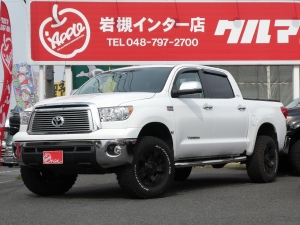 タンドラプラチナム　新車並行